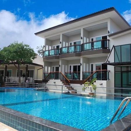 Bee Orchid Pool Villa Pattaya Exterior photo